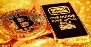 Bitcoin and Gold Rises as US Dollar Continues to Plummet