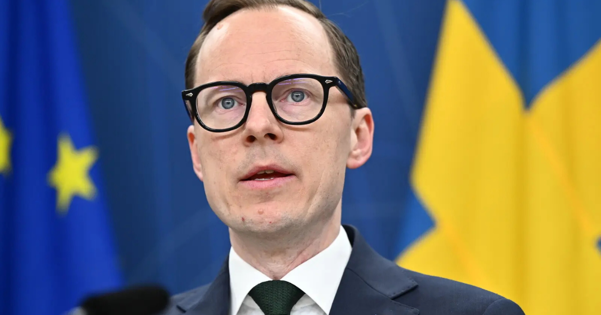 BIS Digital Currency Head Steps Down Early During Leadership Reshuffle