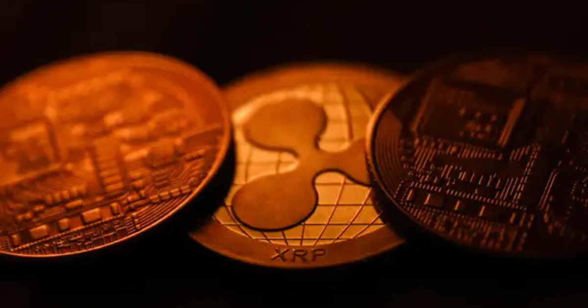 Bitcoin, XRP, and Chainlink Under Pressure as Market Tests Strength